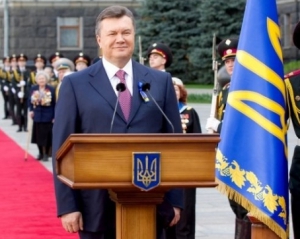 Янукович знову &quot;ляпнув&quot; на День перемоги