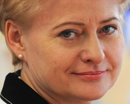 К Тимошенко президент Литвы пошла сама: посла и личного фотографа тюремщики не пропустили