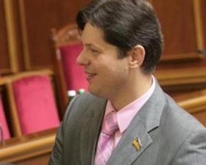 Нунсовцы настаивают на законе об амнистии - по нему могут выйти Тимошенко и Луценко