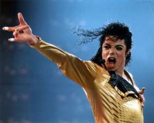 Костюми Майкла Джексона відправляться в світове турне