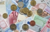 Греки зняли з рахунків 700 мільйонів євро за добу, єдина валюта впала до квартального мінімуму