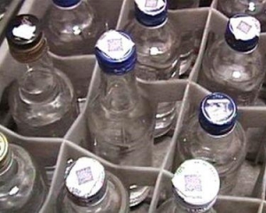 На Вінниччині на страусиній фермі працював підпільний спиртозавод "Золотої чарочки"