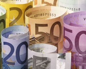 Євро набрав 2 копійки, курс долара так і не знизився - міжбанк