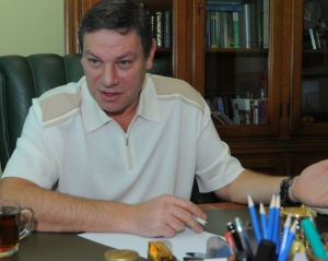 "У радянські часи до Криму приїздили до 12 млн туристів. Зараз — десь 5", — кримський депутат