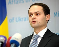 Украинцам стали меньше отказывать в выдаче виз - МИД