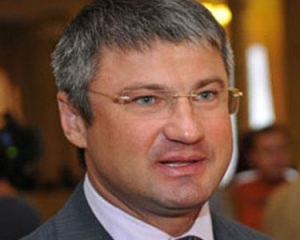 Оппозиция говорит, что сегодня "регионалы" будут стоять за языки до последнего