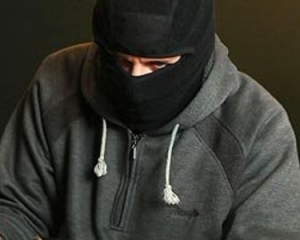 Грабитель-неудачник ограбил банк в Киевской области на тысячу гривен