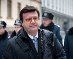 Власть хочет превратить украинцев в молчаливую массу - "бютовец"