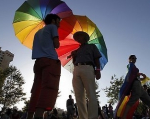 ЛГБТ вимагають від українських політиків чіткої позиції щодо гомофобії