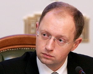 Яценюк угрожает власти расследовать в парламенте политические преследования и коррупцию