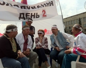 &quot;Батьківщина&quot; нагородила голодувальників, що підтримали Тимошенко