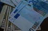Евро потерял еще 7 копеек, курс доллара не изменился - межбанк