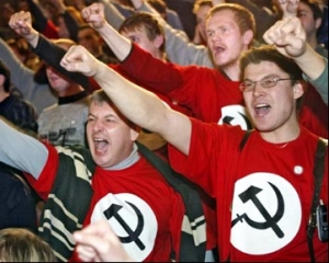 В Польше болельщикам Евро-2012 позволили демонстрировать советскую символику