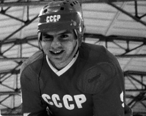 Помер знаменитий хокеїст Володимир Крутов