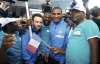 Футболісти збірної Франції влаштували автограф-сесію в аеропорту Донецька