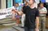 "Свободівці" підклали під офіс Партії регіонів яловичого язика