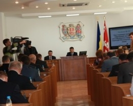 Вінницькі депутати просять ВР відкласти ухвалення "мовного закону" на рік