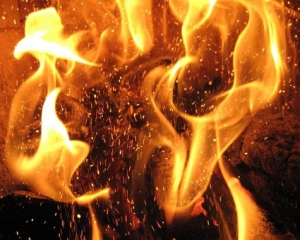 В Ужгороде со второй попытки сожгли автомобиль члена горисполкома