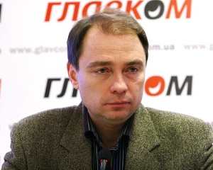 На виборах в Раду Черновецький раптом може виявитись комуністом - політолог