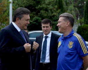 Янукович зателефонував Блохіну в роздягальню