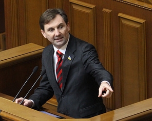 В&#039;язівський заявив, що готовий вийти з іншими кандидатами-опозиціонерами на &quot;народний ринг&quot;