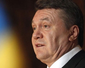 Янукович: "Я не буду тікати від закону"