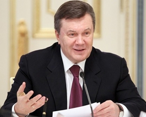 Янукович каже, що Луценко мав &quot;любити&quot; свого шофера з власної кишені
