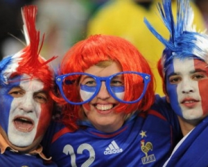 Французские фаны в Донецке праздновали победу своей сборной всю ночь
