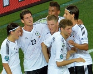 Евро-2012. Сборная Германии отправляет датчан домой