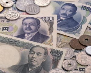 Треба купувати долари, бо Японія може оголосити дефолт - екс-радник Сороса