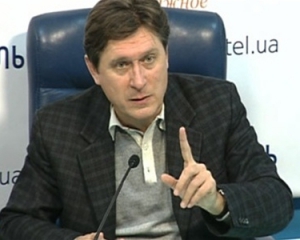 "Заяви Кузьміна - це сигнал Заходу, що Тимошенко ніхто не буде випускати" - політолог