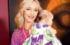 Крістіна Орбакайте провела фотосесію з новонародженою донькою