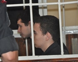 Миколаївські ґвалтівники побилися просто під час судового засідання