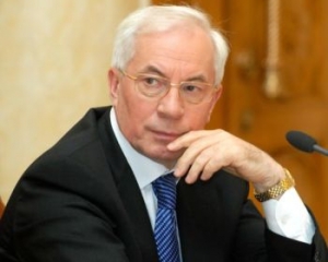 Азаров: "Наші хлопці боролися самовіддано - спорт є спорт"