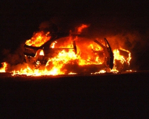 Ночью сожгли автомобиль главного гаишника Ужгорода