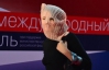Жінка в масці Pussy Riot пройшла по червоній доріжці Московського кінофестивалю