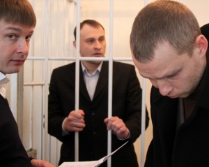 Люди требуют освобождения для Виталия Запорожца, "убившего ментозавра"