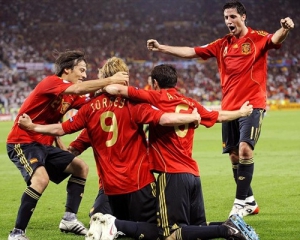 Сборная Испании в серии пенальти обыграла Португалию и вышла в финал Евро
