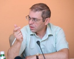У нас нет ни судов, ни экспертиз. У нас есть Янукович - "бютовец"