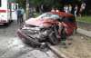 В Киеве разбились три автомобиля. В аварии едва не погибли две женщины