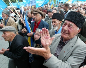 Крымские татары не оценили языковой закон Колесниченко