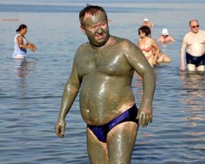 "Бютовец" ударил инспектора кулаком в лицо - ГАИ