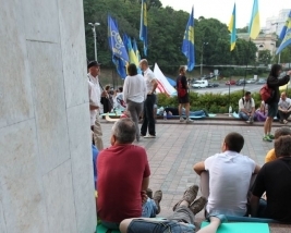 Проти "мовного" закону протестують і в Дніпропетровську