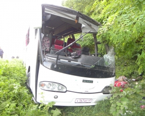 Під Черніговом перекинувся автобус з російськими паломниками: 14 загиблих, 22 поранених