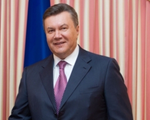 Янукович наказав Азарову підвищити зарплату суддям