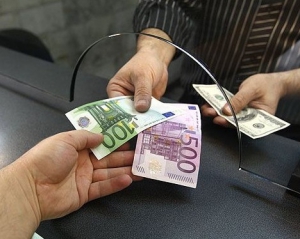 З українців хочуть брати 3% за купівлю іноземної валюти