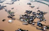 Японія евакуює 258 тисяч мешканців, яким загрожує повінь