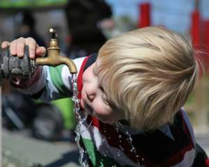 Украинцев не могут обеспечить чистой питьевой водой