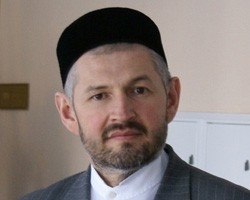 В Казани взорвали машину муфтия Татарстана и застрелили его заместителя