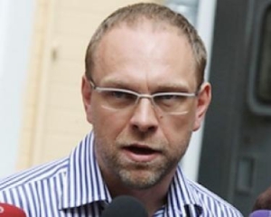 "Наша реакція буде адекватною" - Власенко про примусове доставлення Тимошенко в суд